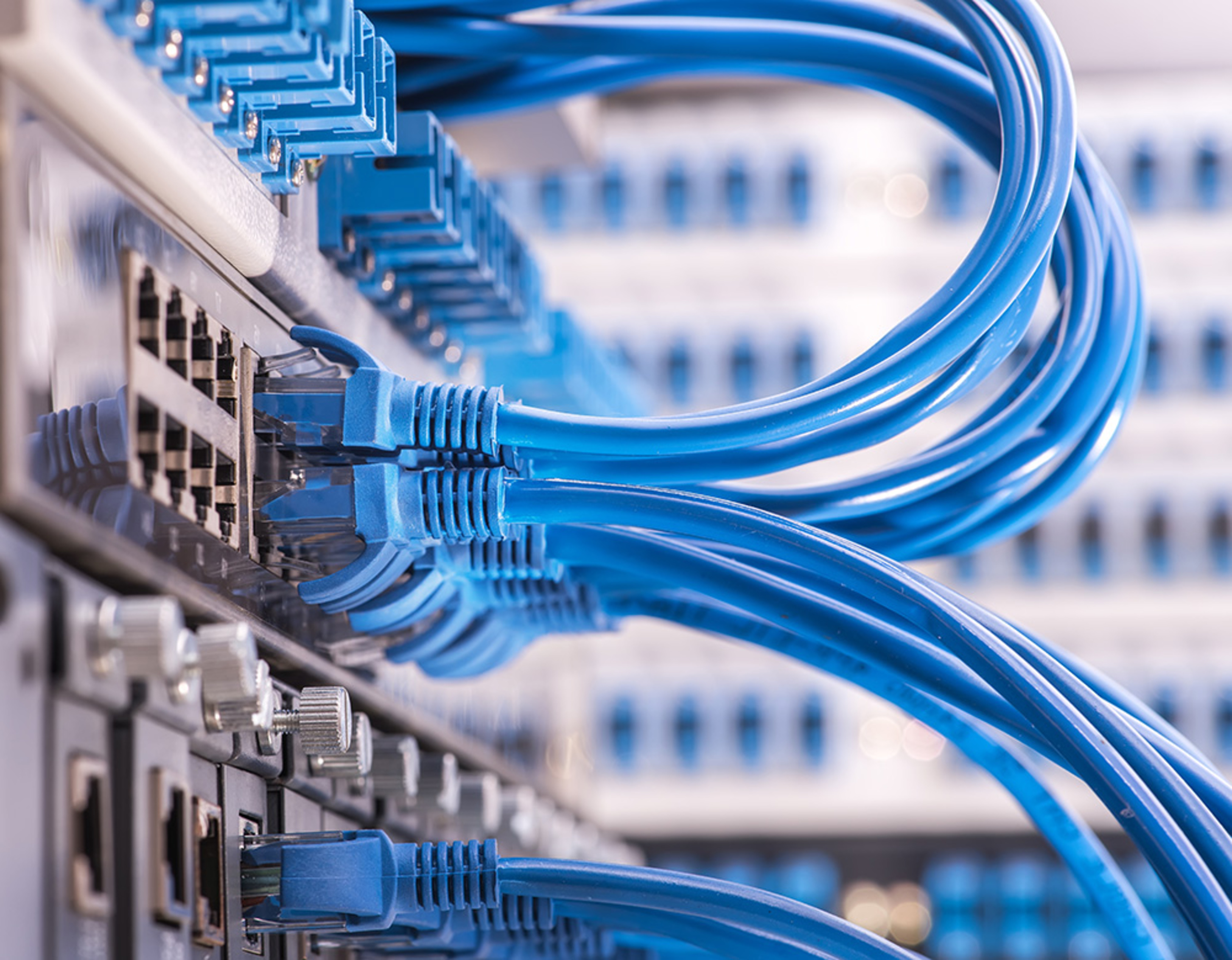 Netzwerke bei ELMÜ Elektro/Elektronik GmbH in Mühlhausen