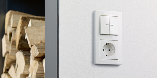 JUNG KNX Taster F 10 bei ELMÜ Elektro/Elektronik GmbH in Mühlhausen