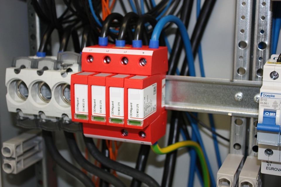 U berspannungsschutz bei ELMÜ Elektro/Elektronik GmbH in Mühlhausen